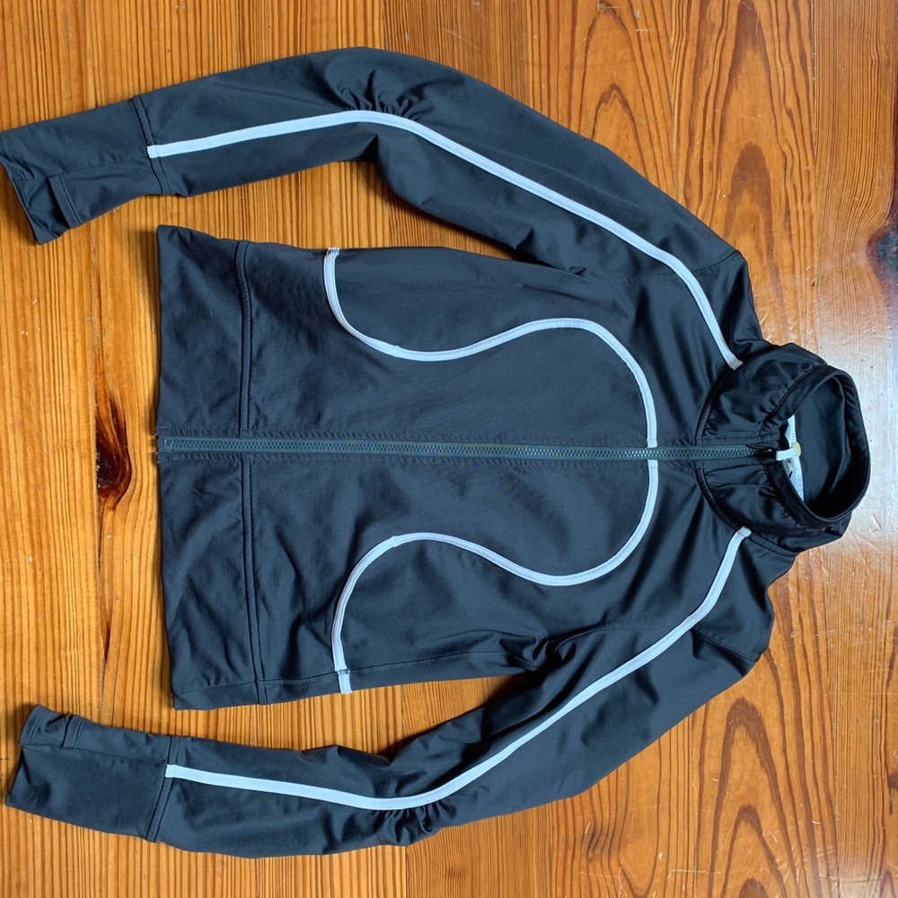 Lululemon Define Jacket - never worn